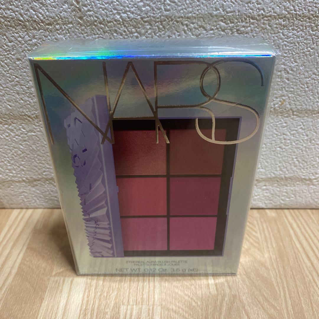 NARS エシリアル オーラ ブラッシュパレット 〈ニューレルム〉