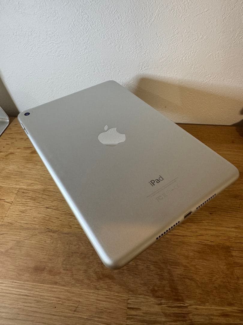 エ*ィ様 ☘️iPadmini4 64GB Wi-Fiモデル