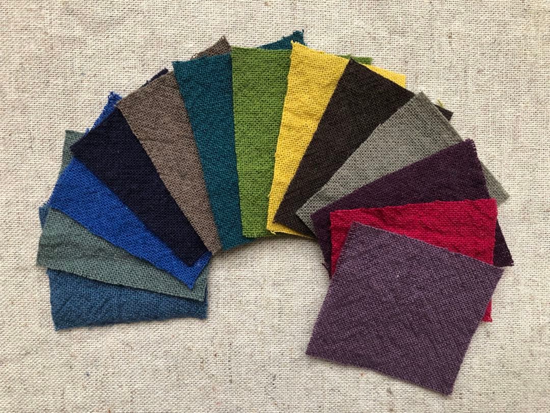 ハンドメイド　エプロン　真です。