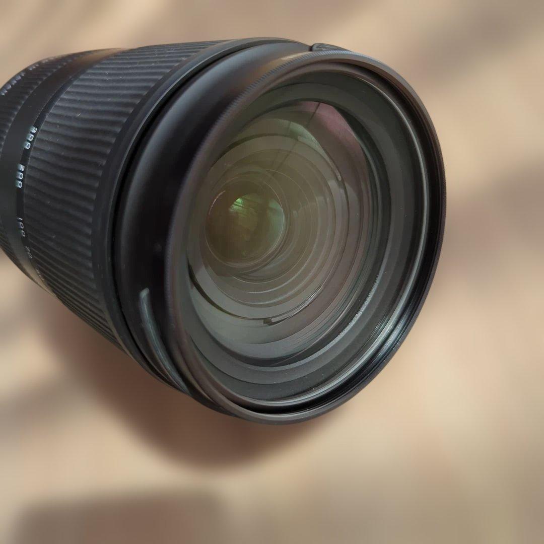 Tamron 18-300mm F/3.5-6.3 望遠レンズ eマウント
