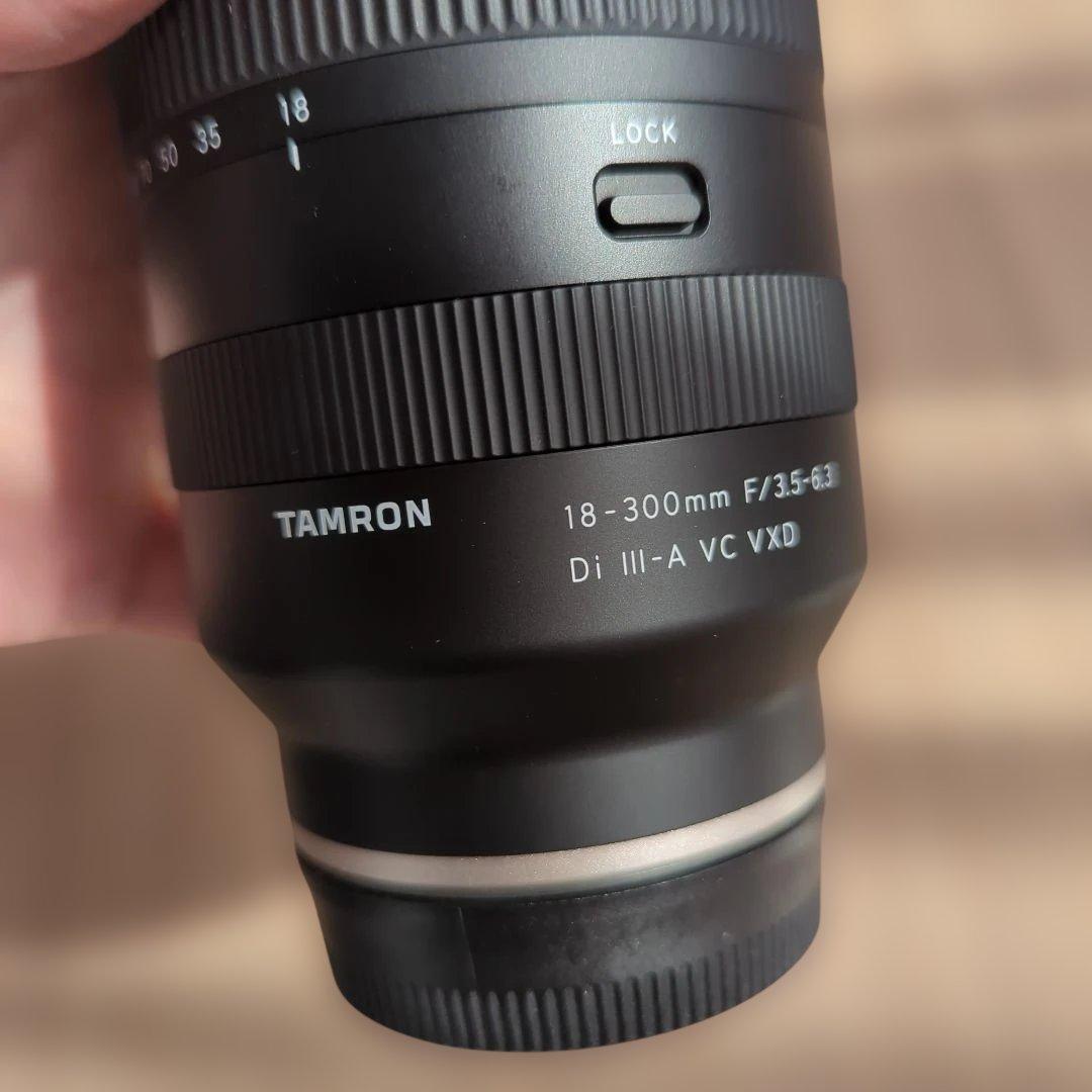 Tamron 18-300mm F/3.5-6.3 望遠レンズ eマウント