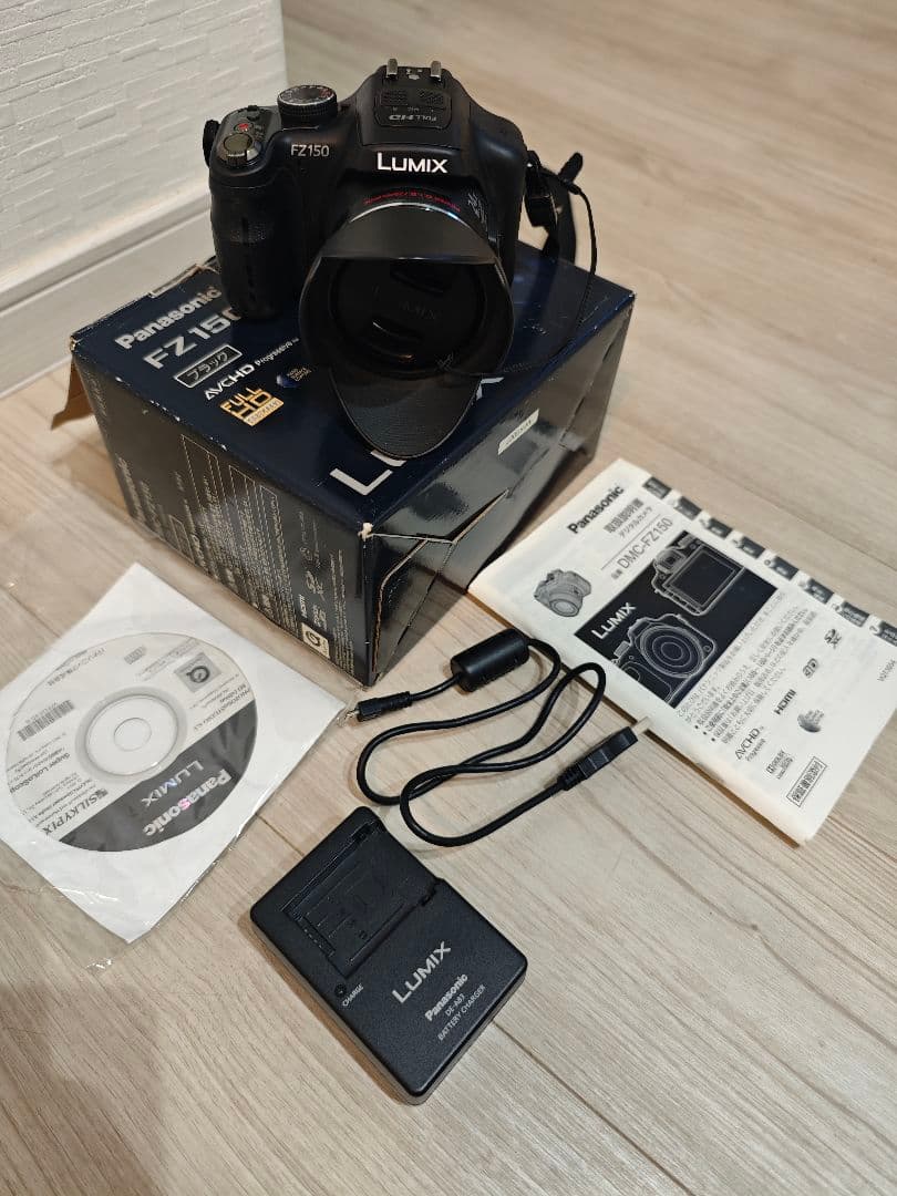 Panasonic LUMIX FZ150 デジタルカメラ　中古品