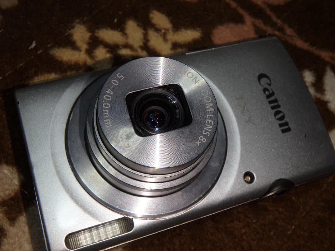 動作品 CANON IXY200 デジタルカメラ 少し難