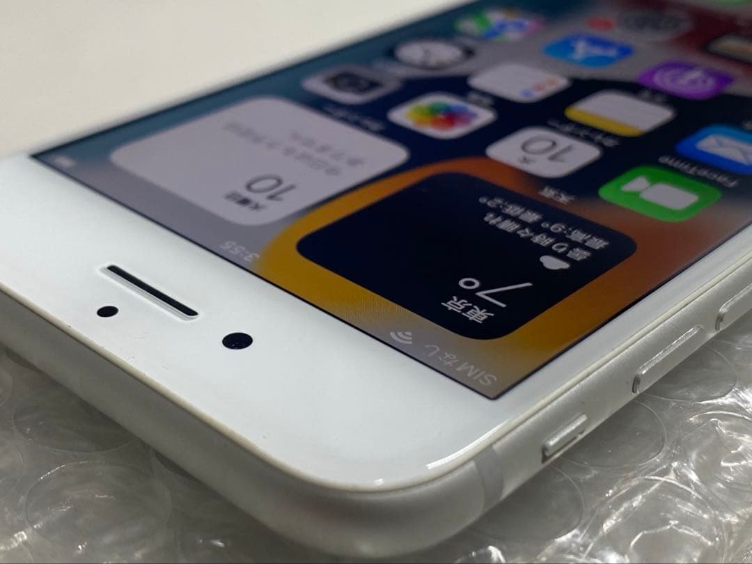 中古♪iPhone 8 64GB シルバー SIMロック解除済み