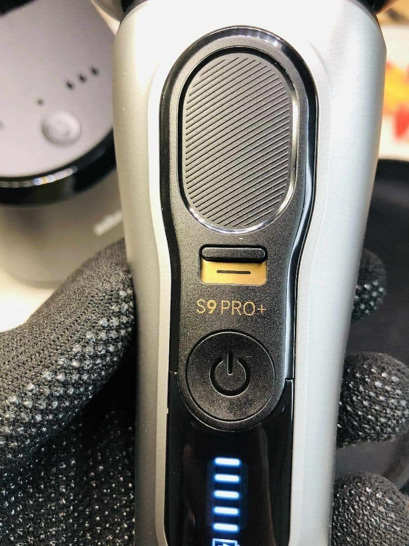 Braun シリーズ9 Pro＋9555cc-V ブラウンシェーバー(266)