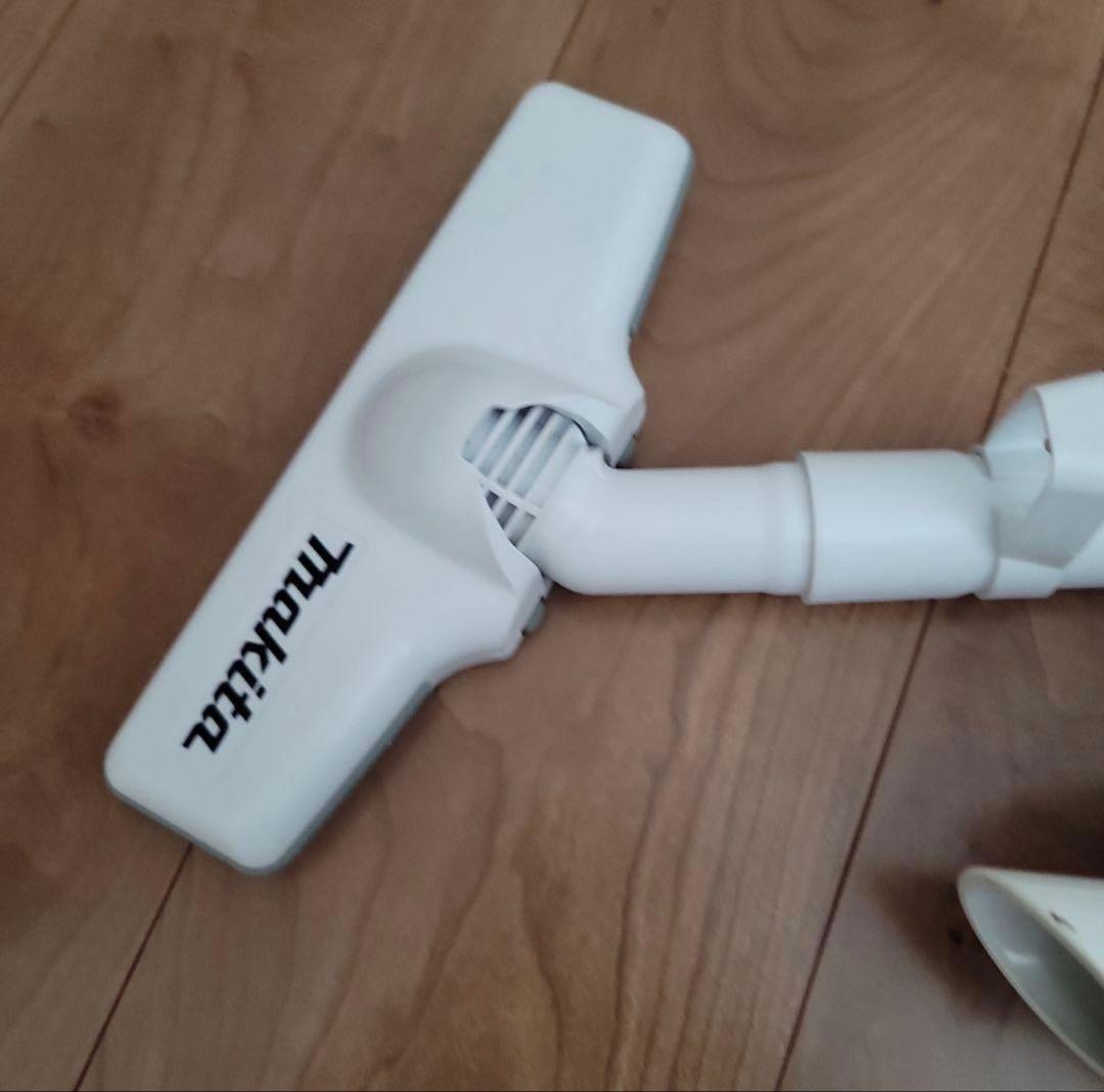 マキタ コードレス掃除機 makita CL107FD 充電器DC10SA付