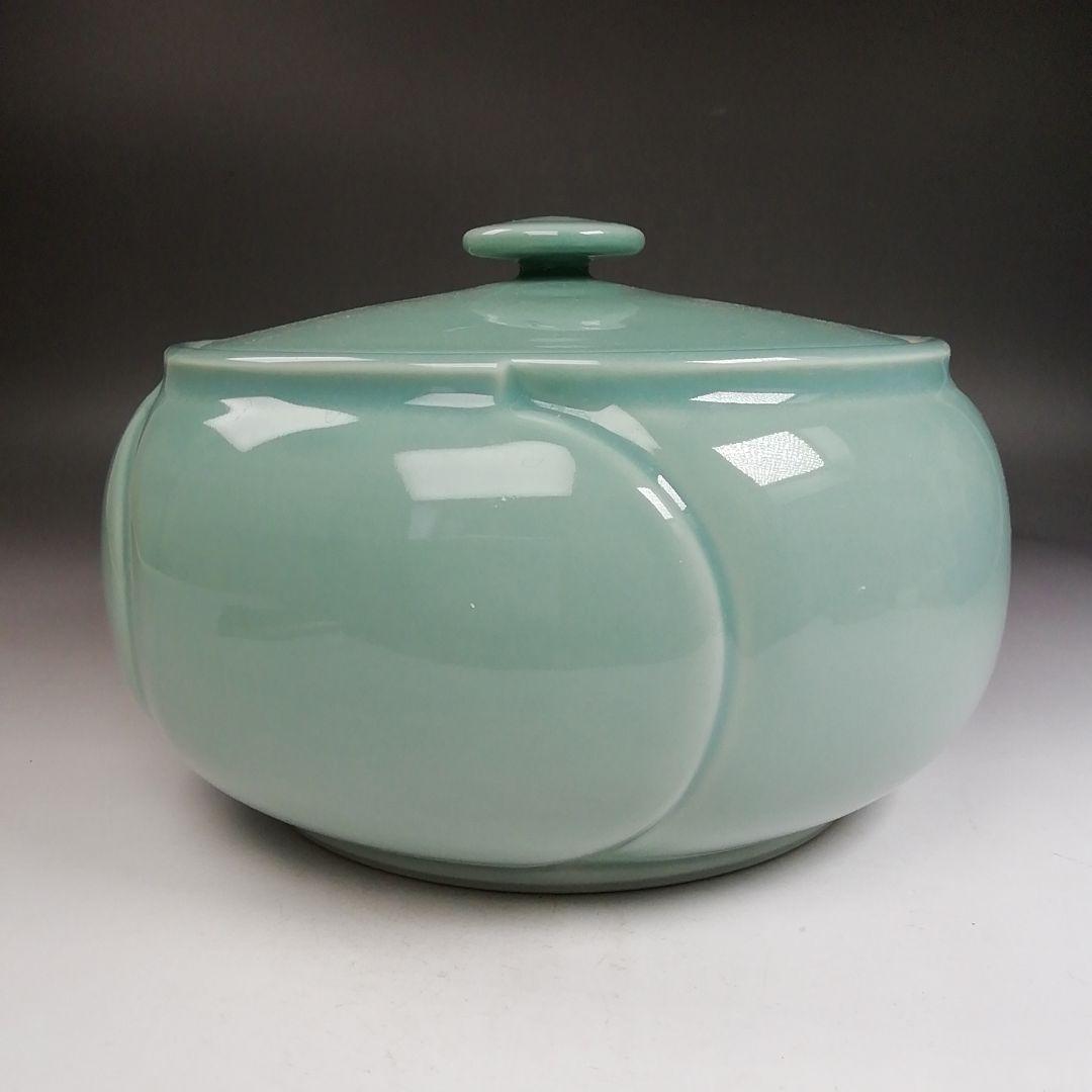 Ｗ２７５　水指　『青磁　捻梅』『加藤藤山 造』　共箱　茶道具