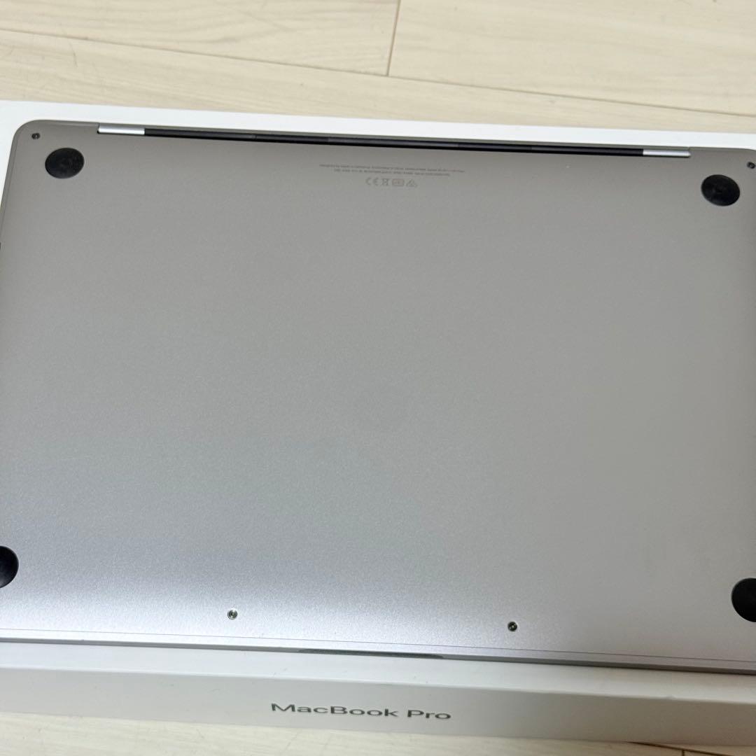MacBook Pro 13インチ core i7 16GB 256GB