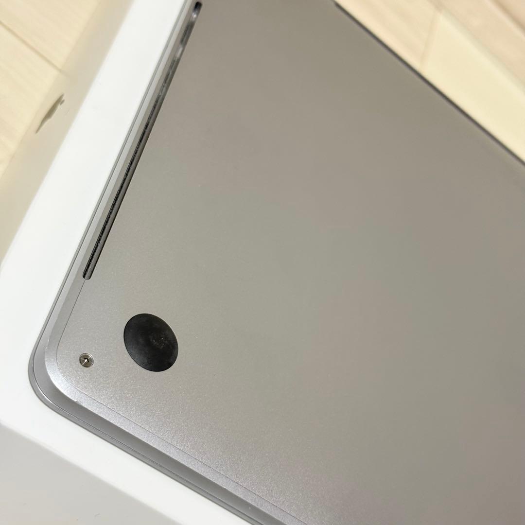 MacBook Pro 13インチ core i7 16GB 256GB