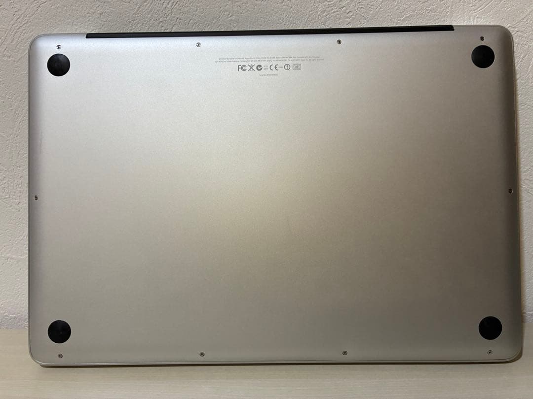 MacBook Pro 15インチ　＋　Apple Magic Mouse
