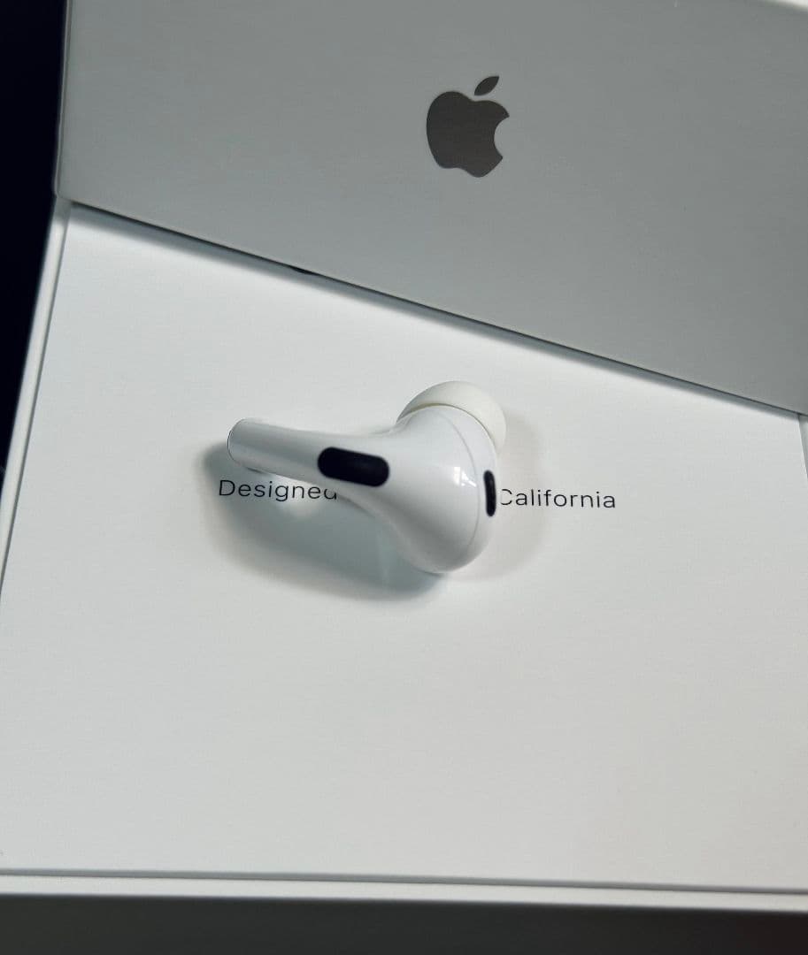 未使用に近い　AirPods Pro 2 左耳のみ イヤホン A3048 　純正