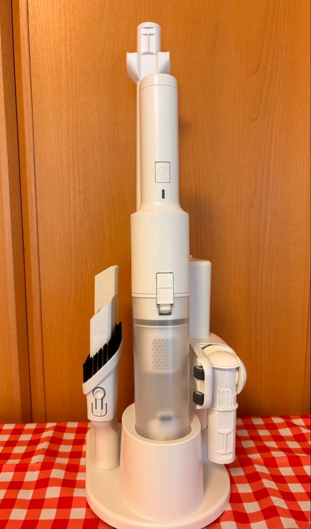 （美品）充電式ハンディークリーナー・サイクロン