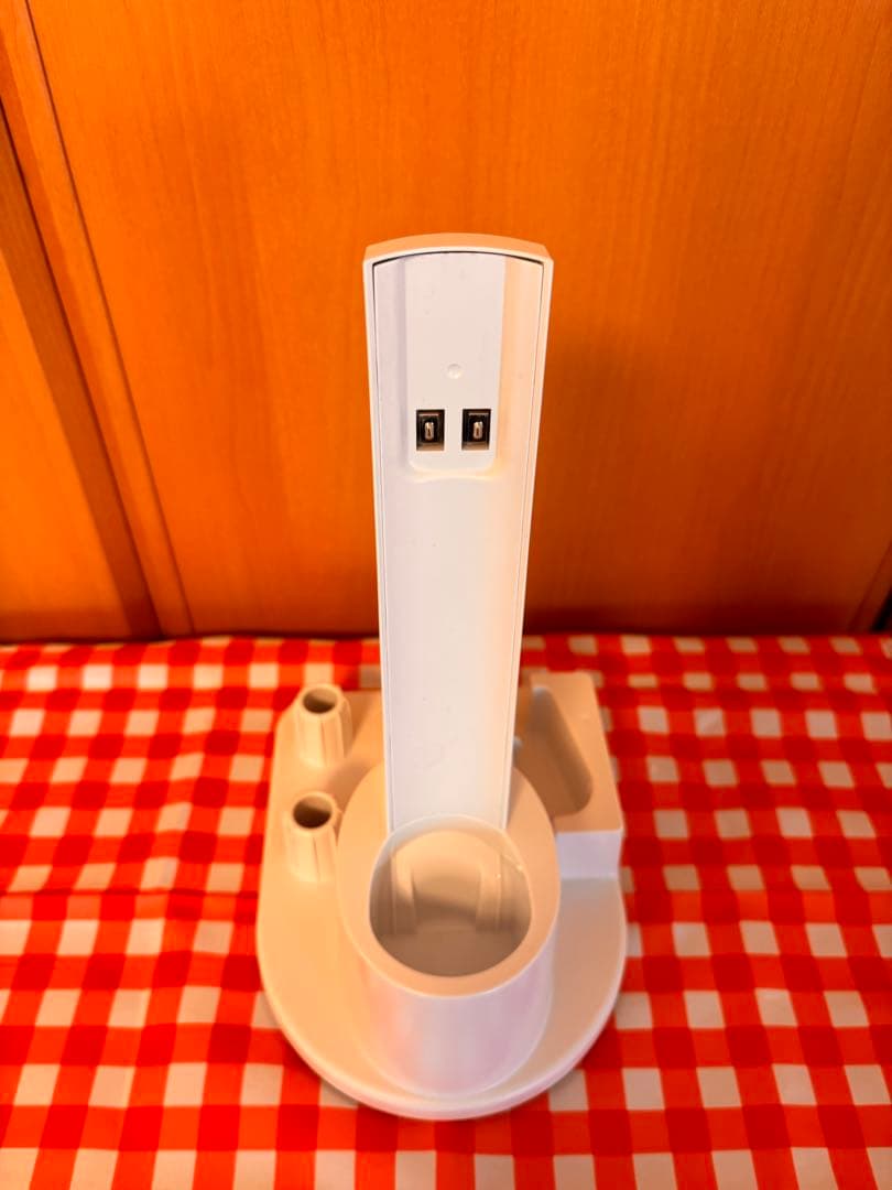 （美品）充電式ハンディークリーナー・サイクロン