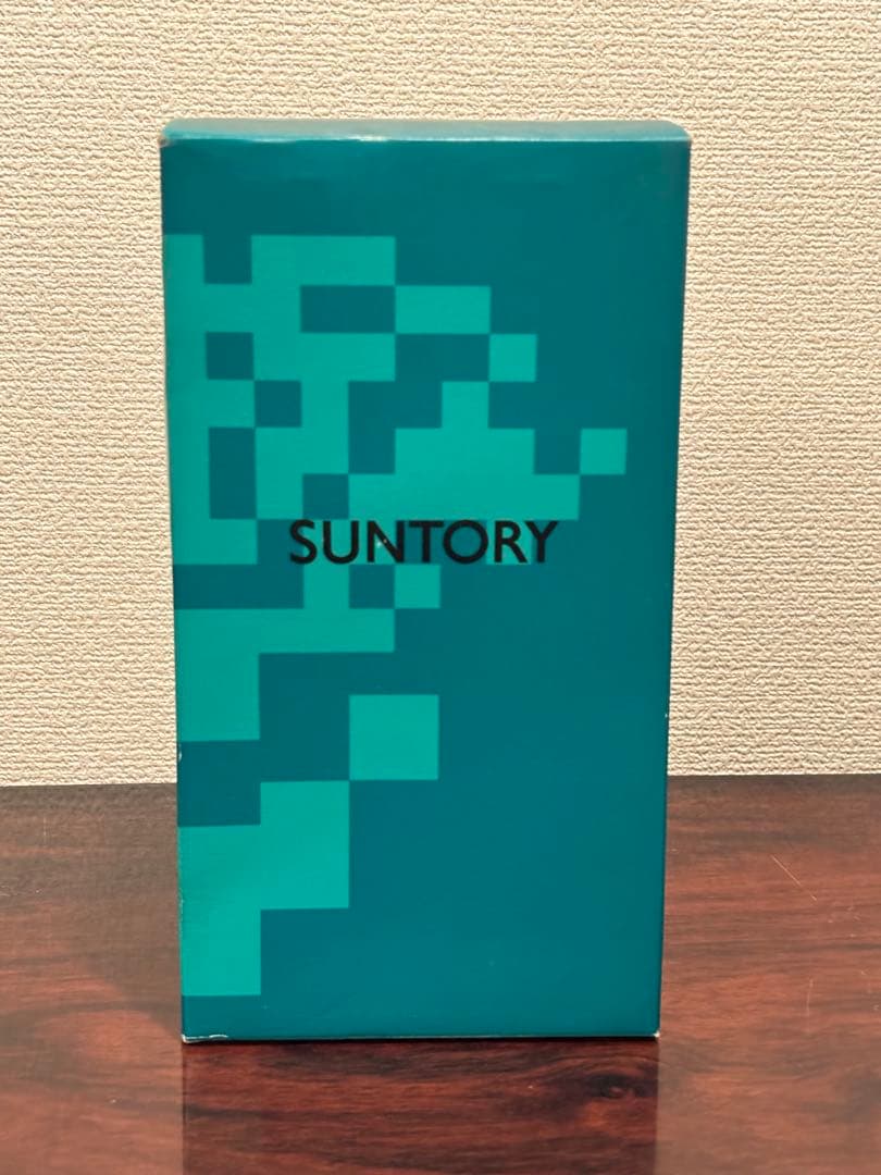 ウ*ょ様 サントリーウイスキー CREST 12年 700ml 化粧箱付き