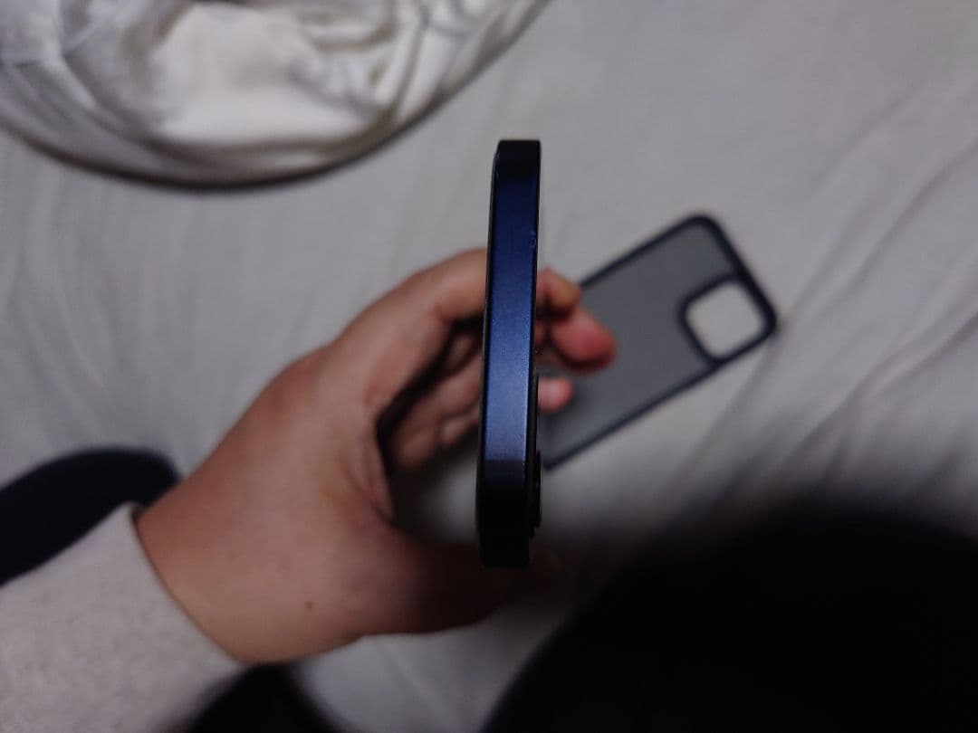Apple iPhone 12 simフリーブラック64GB 中古品