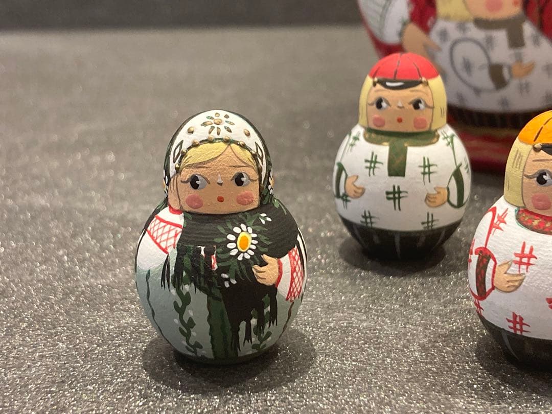 【新品・未使用】ロシア作家　マトリョーシカ　オルガ　ミッチナ