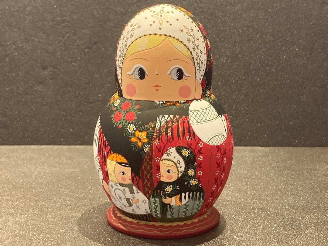 【新品・未使用】ロシア作家　マトリョーシカ　オルガ　ミッチナ