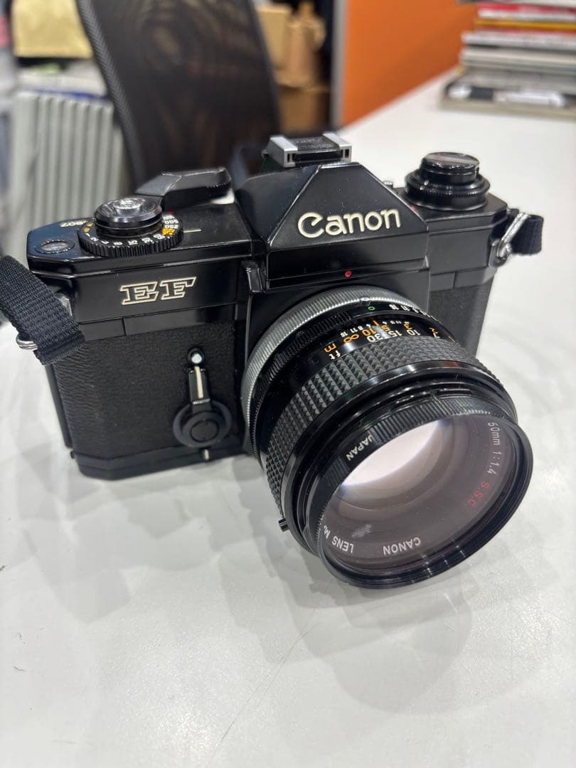 K428【アンティーク】Canon EF 一眼レフカメラ