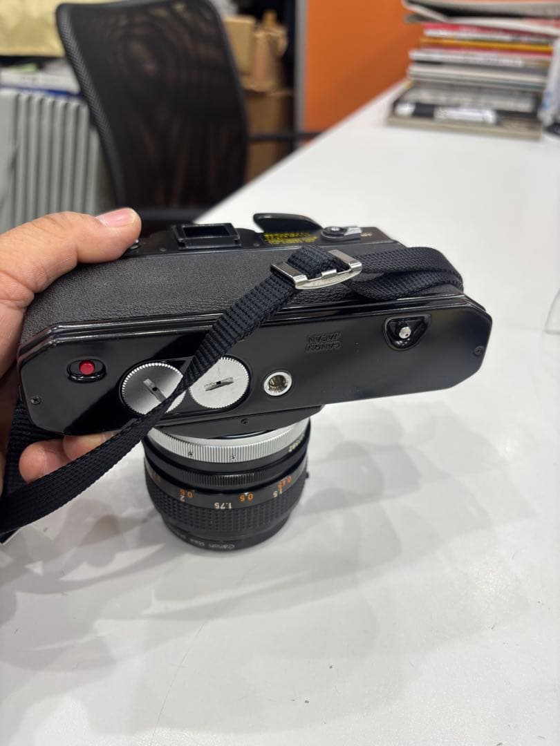 K428【アンティーク】Canon EF 一眼レフカメラ