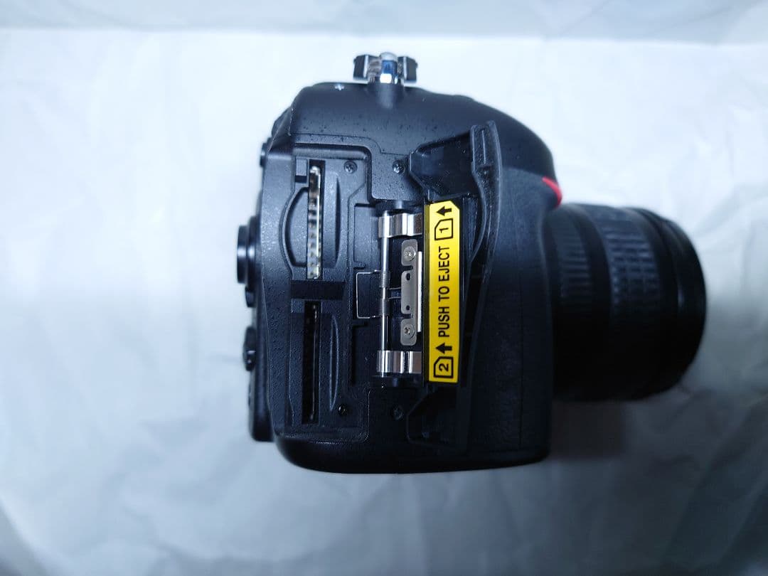 Nikon D7100 デジタル一眼レフカメラ　現状品