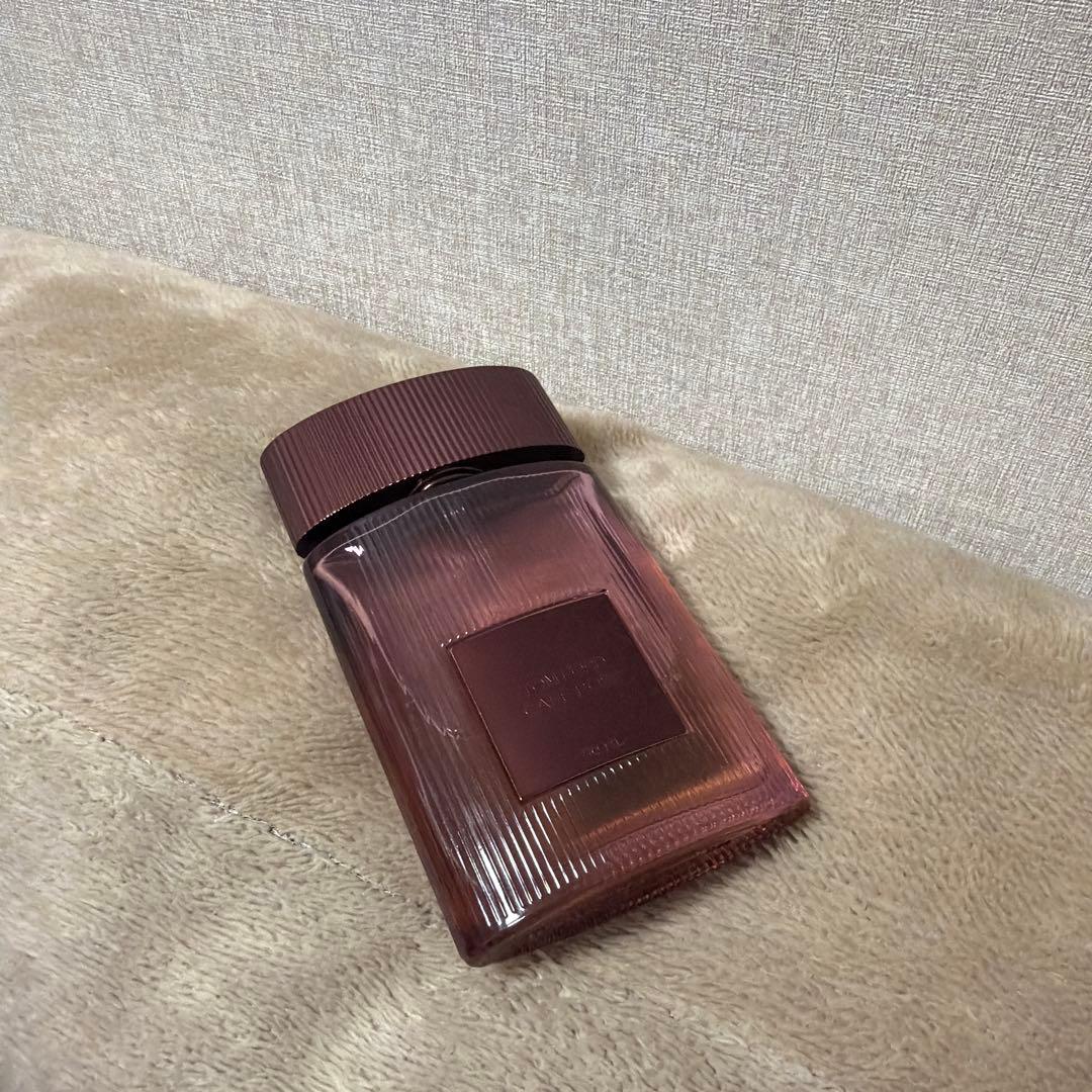 トムフォード　カフェローズ　オードパルファム　スプレィ 50ml