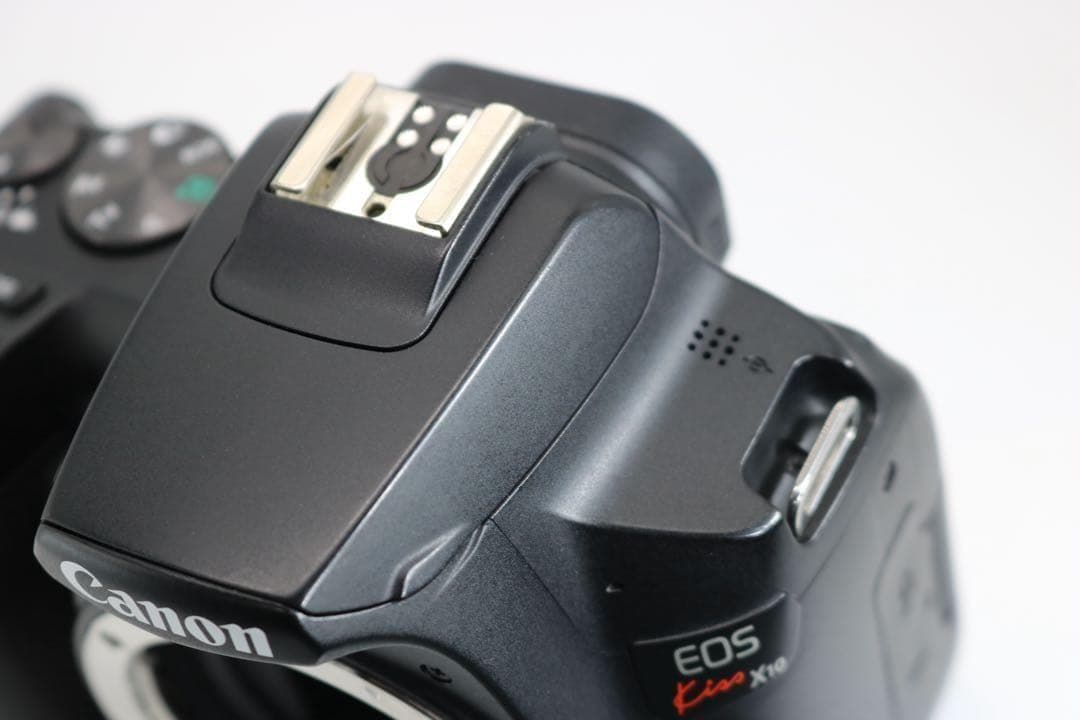 超美品 【Canon EOS Kiss X10 ダブルレンズセット】 安心保証◎