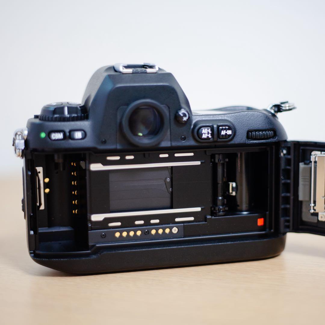 Nikon F100フィルムカメラ