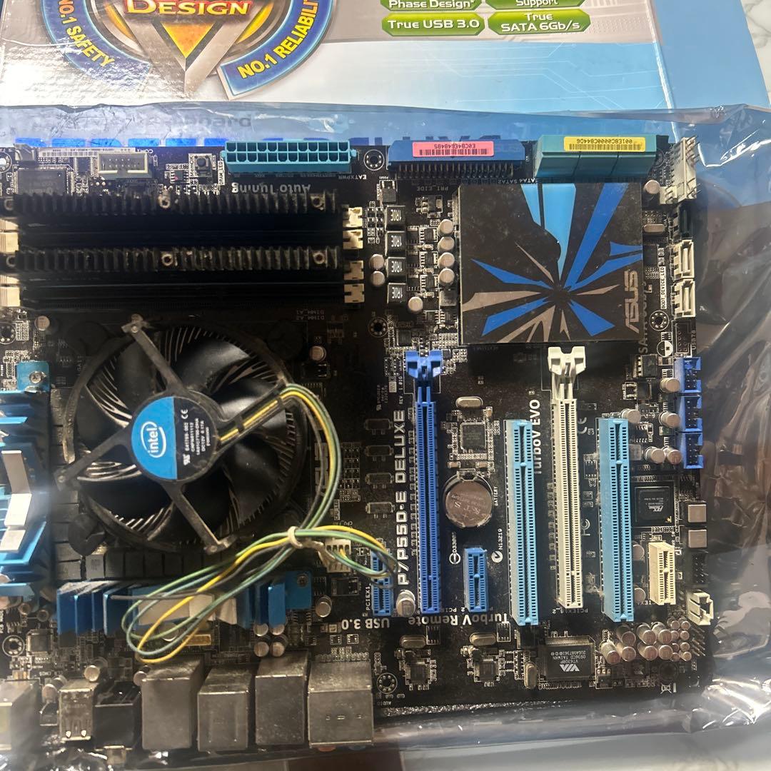 ASUS P7P55D-E DELUXE マザーボード