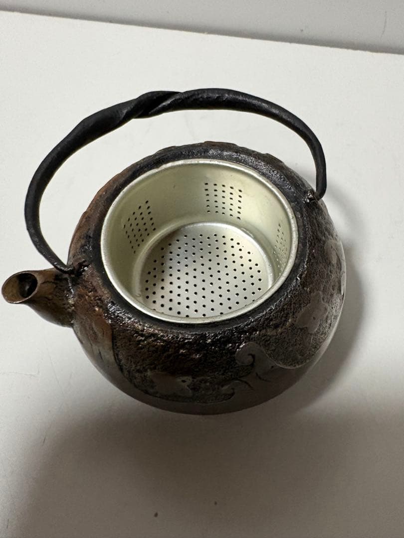 希少 照光堂 南部鉄器 鉄瓶 波千鳥 300ml 岩鋳製 釜敷 台座付 美品