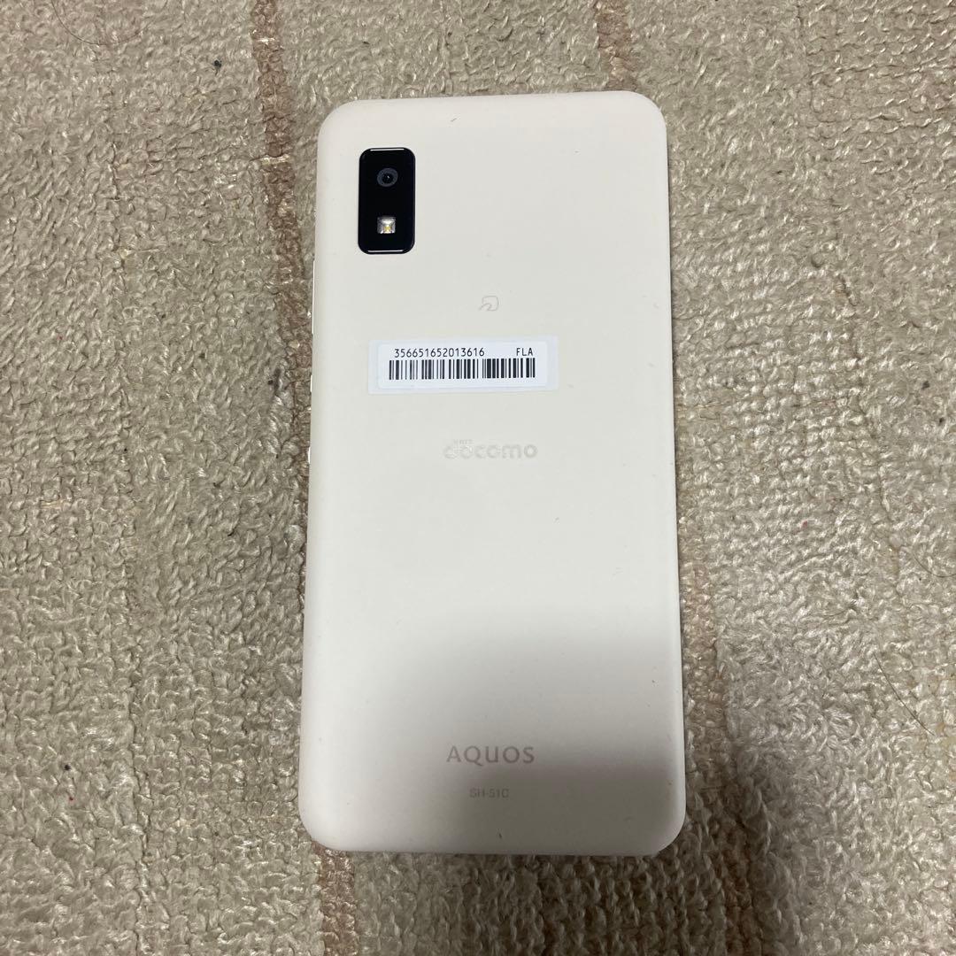 新品未使用docomo AQUOS wish2 ホワイト