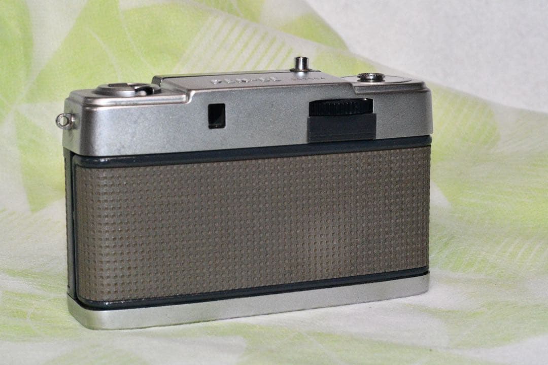 《動作品》OLYMPUS PEN EE a378
