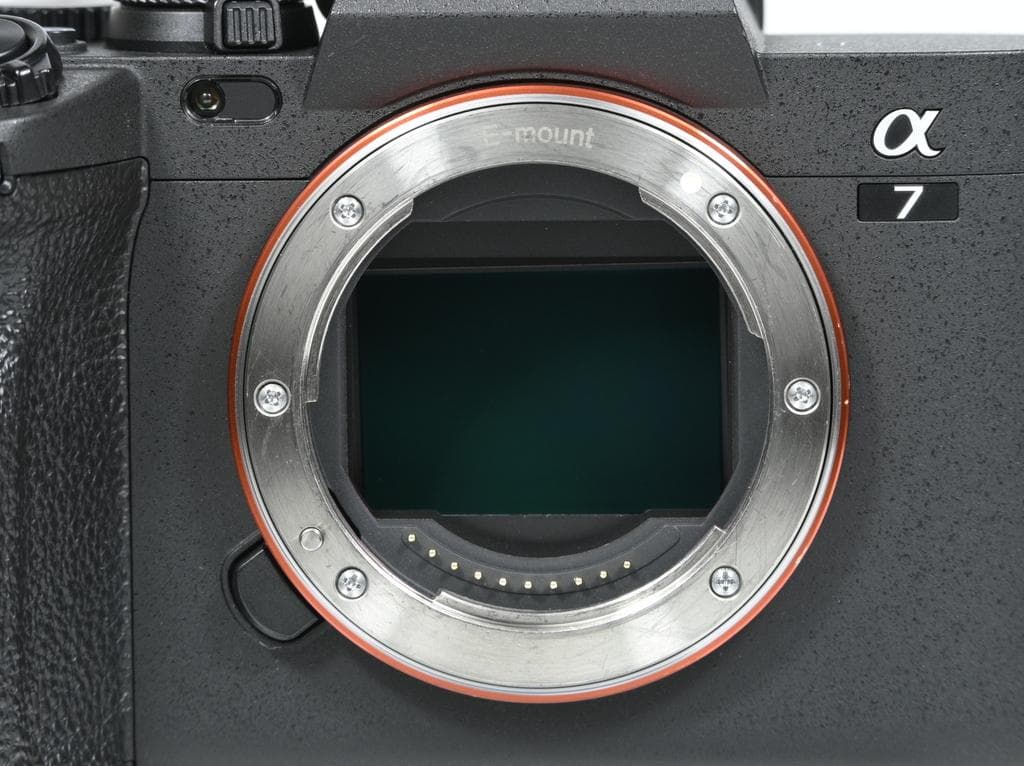【美品】 ソニー　SONY α7 IV ILCE-7M4 ボディ