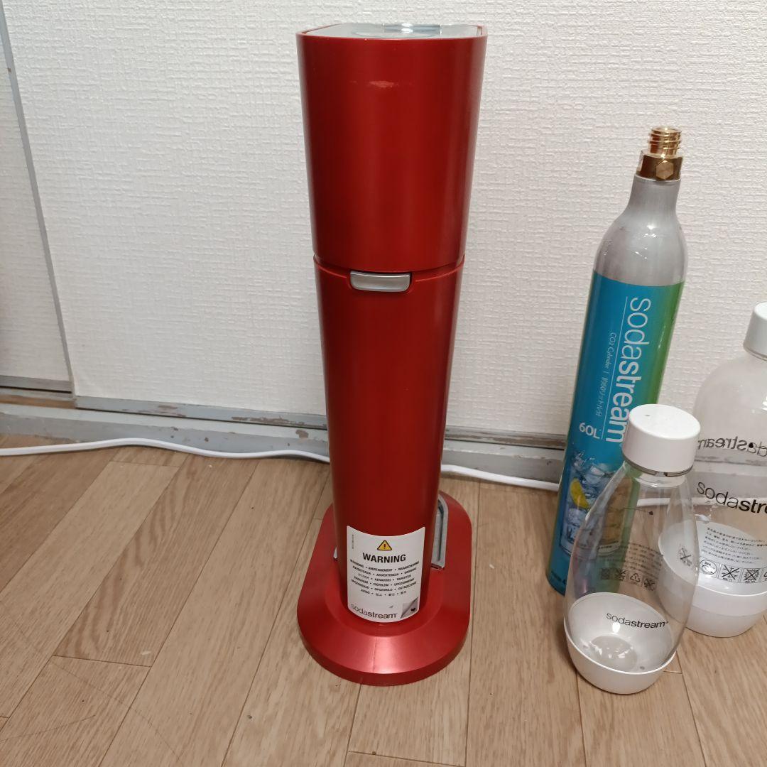 sodastream 炭酸水メーカー レッド