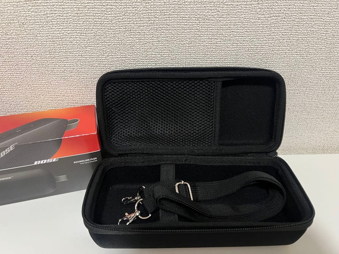 BOSE SoundLink Flex 2nd Genケース付