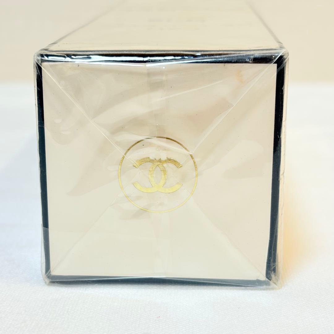 新品未開封　シャネル N°19 オードトワレ　ヴァポリザター　香水　100ml