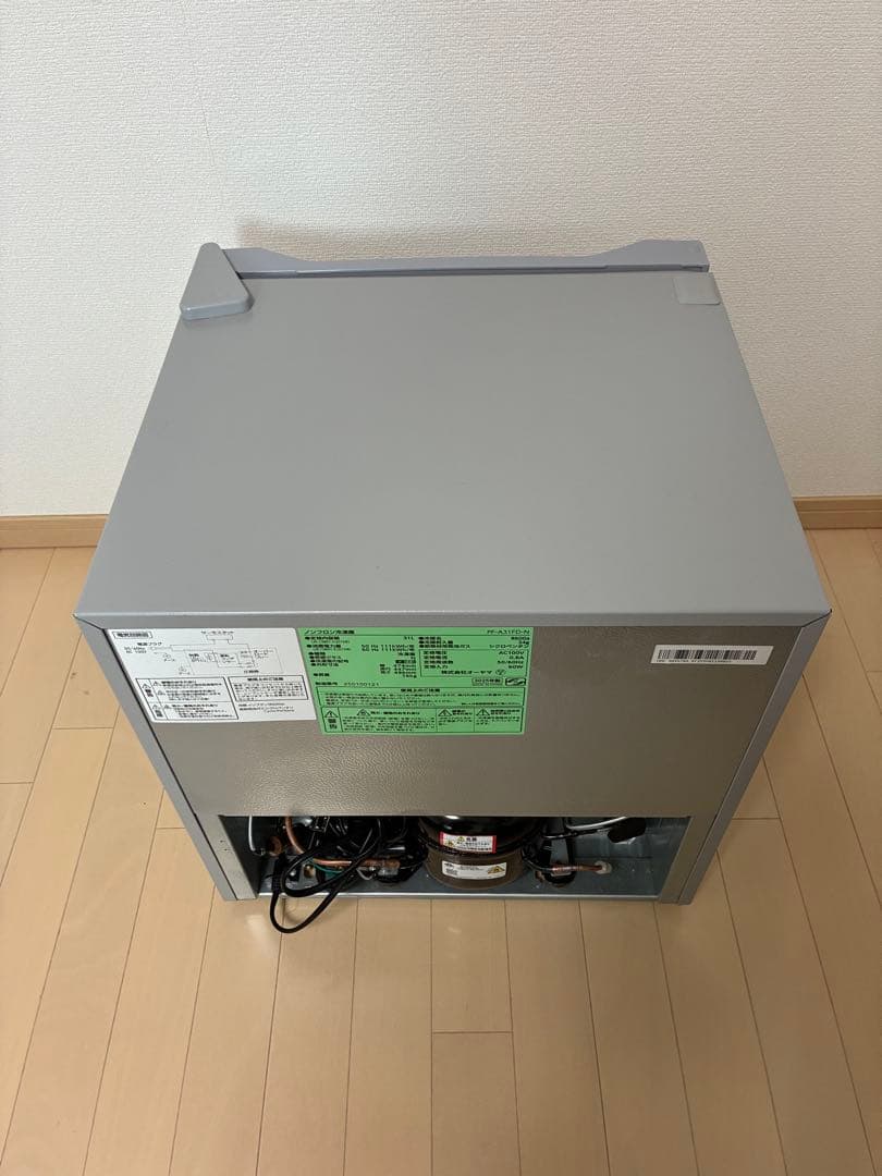 宮城山形手渡し※アイリス冷凍・冷蔵庫　直冷式ゴールド2025年4月購入　小型ミニ