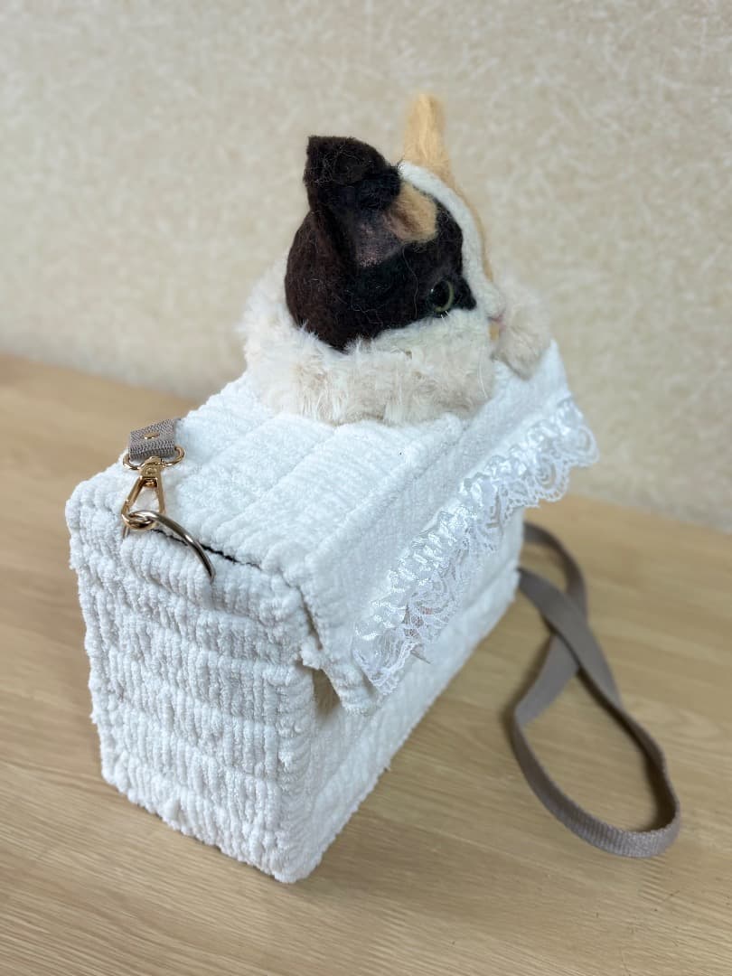 A猫　三毛猫毛糸ショルダーバッグ【ハンドメイド