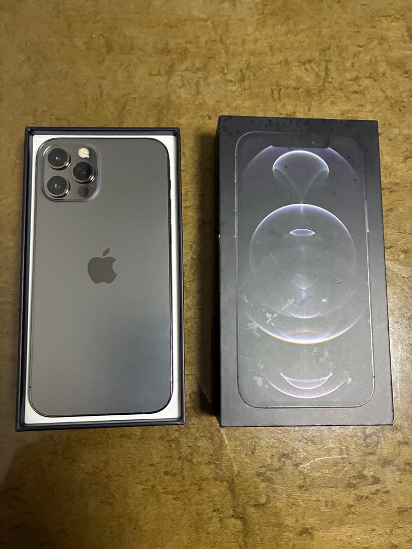 ぴんふさん専用　iPhone12pro 256GB グラファイト