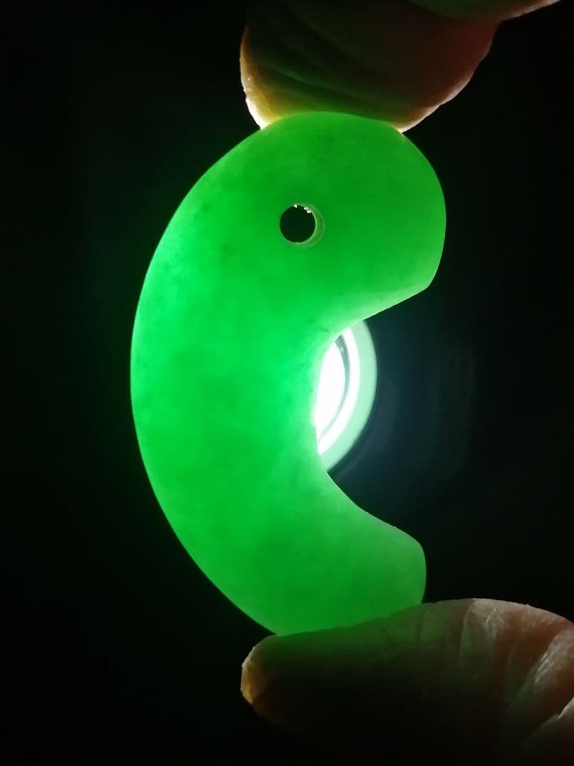 ★【カワハラ】古墳期『糸魚川翡翠勾玉』出土品。4.8cm【超琅玕翡翠】