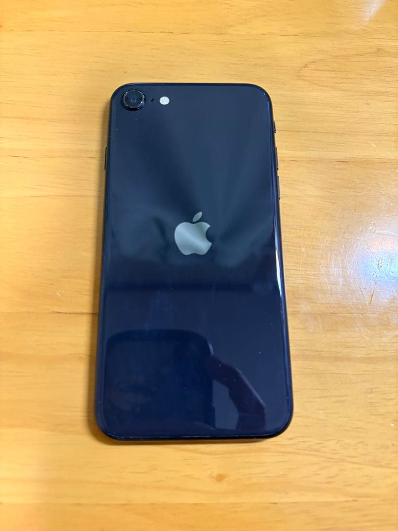 iPhone SE2ブラック 本体 バッテリー76% SIMフリー