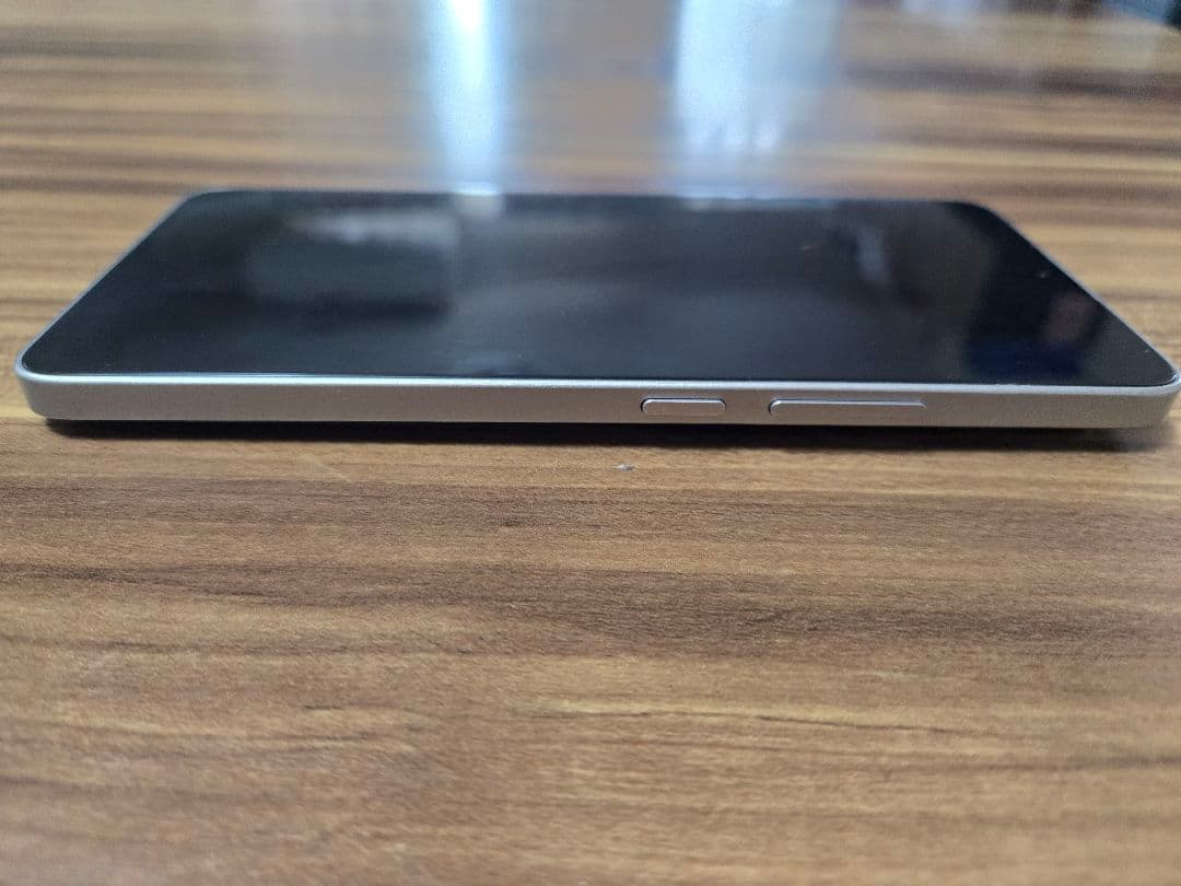 Xiaomi POCO F6 12＋512GB チタニウムカラー