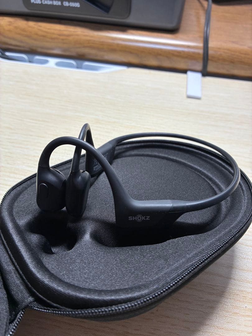 SHOKZ OPENRUN PRO Mini 骨伝導イヤホン