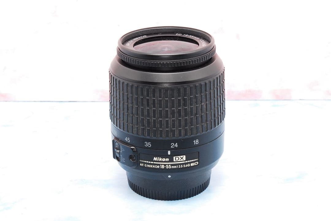 Nikon D40☆一眼レフカメラ☆入門機に最適☆カメラバッグ付☆軽量＆小型