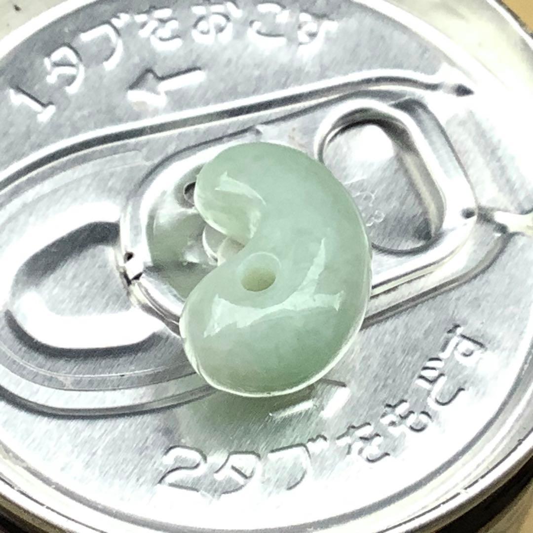 ✳高品質の珍しい勾玉を安価で‼️糸魚川翡翠勾玉ジェダイト　本物の一生物を　鑑定…