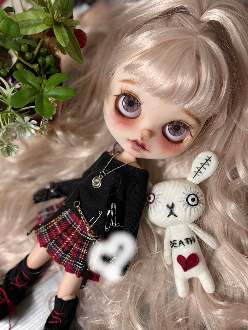 ♡ カスタムアイシードール　ネオサイズ　白肌　そばかすあり