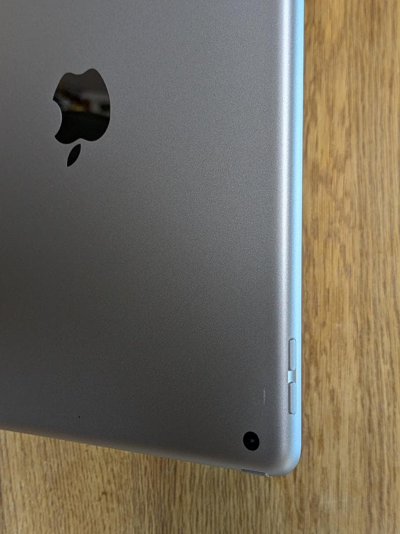 【美品】第9世代 10.2インチiPad 64GB バッテリー最大容量100%