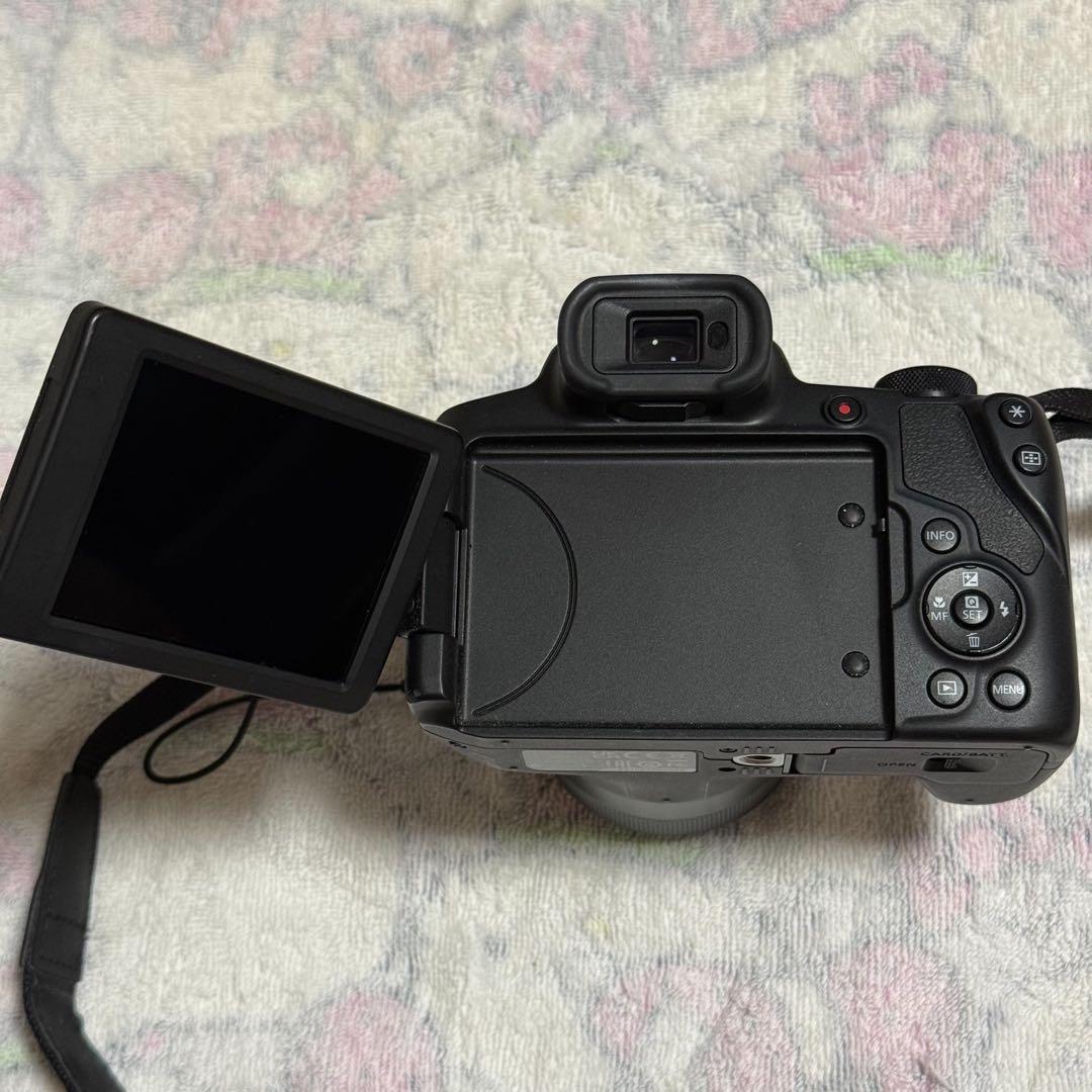 キャノン　Canon PowerShot SX70 HS