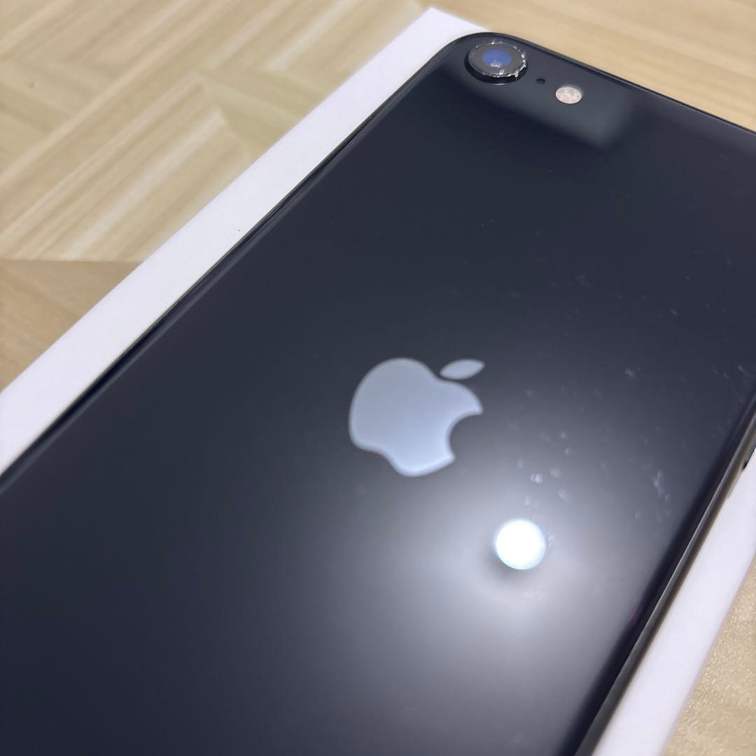 iPhone SE3 64GB 第3世代 SIMフリー ミッドナイト