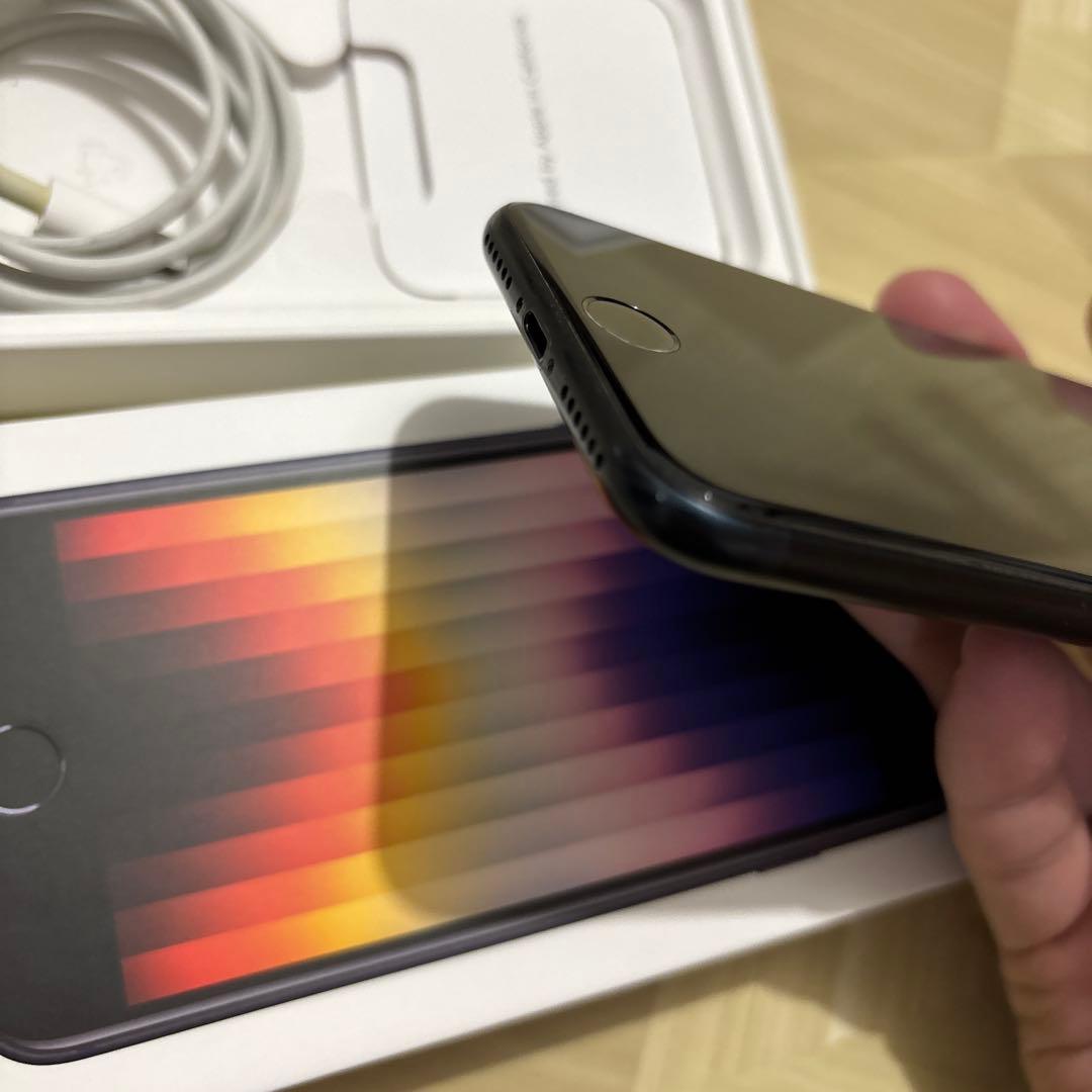 iPhone SE3 64GB 第3世代 SIMフリー ミッドナイト
