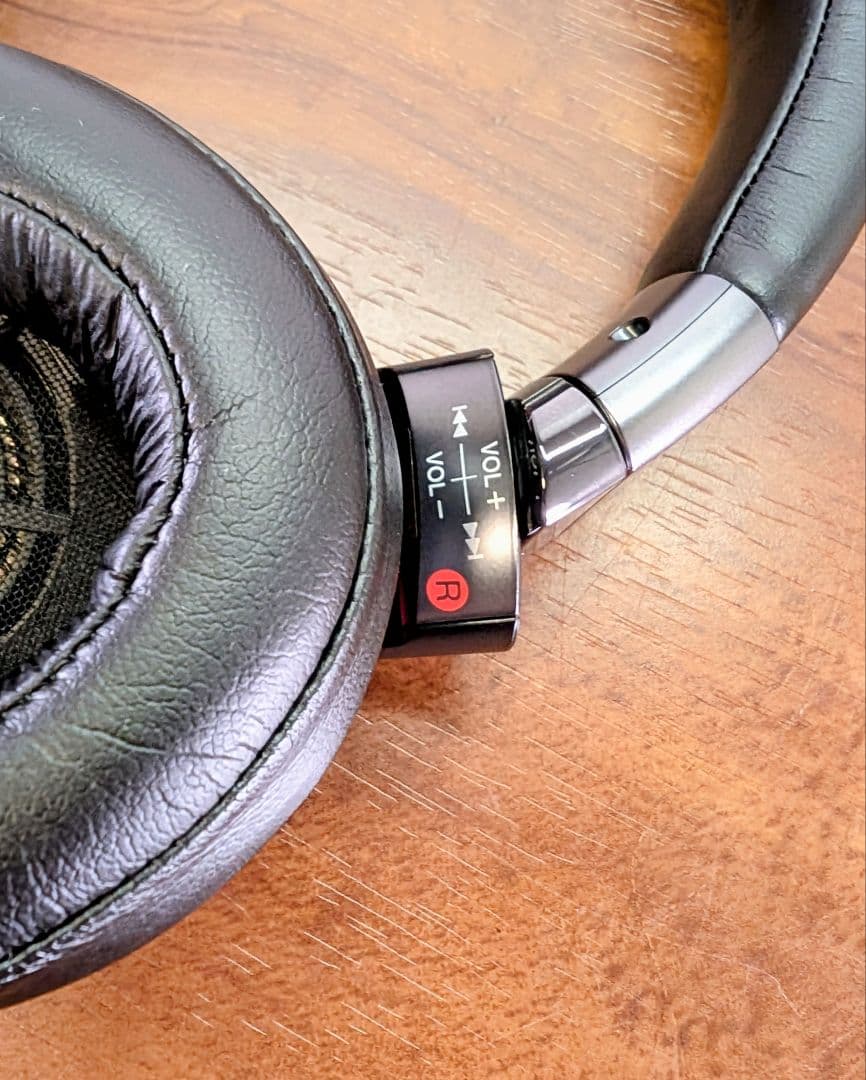 ☆美品☆ SONY ワイヤレスヘッドホン ブラック MDR-1ABT